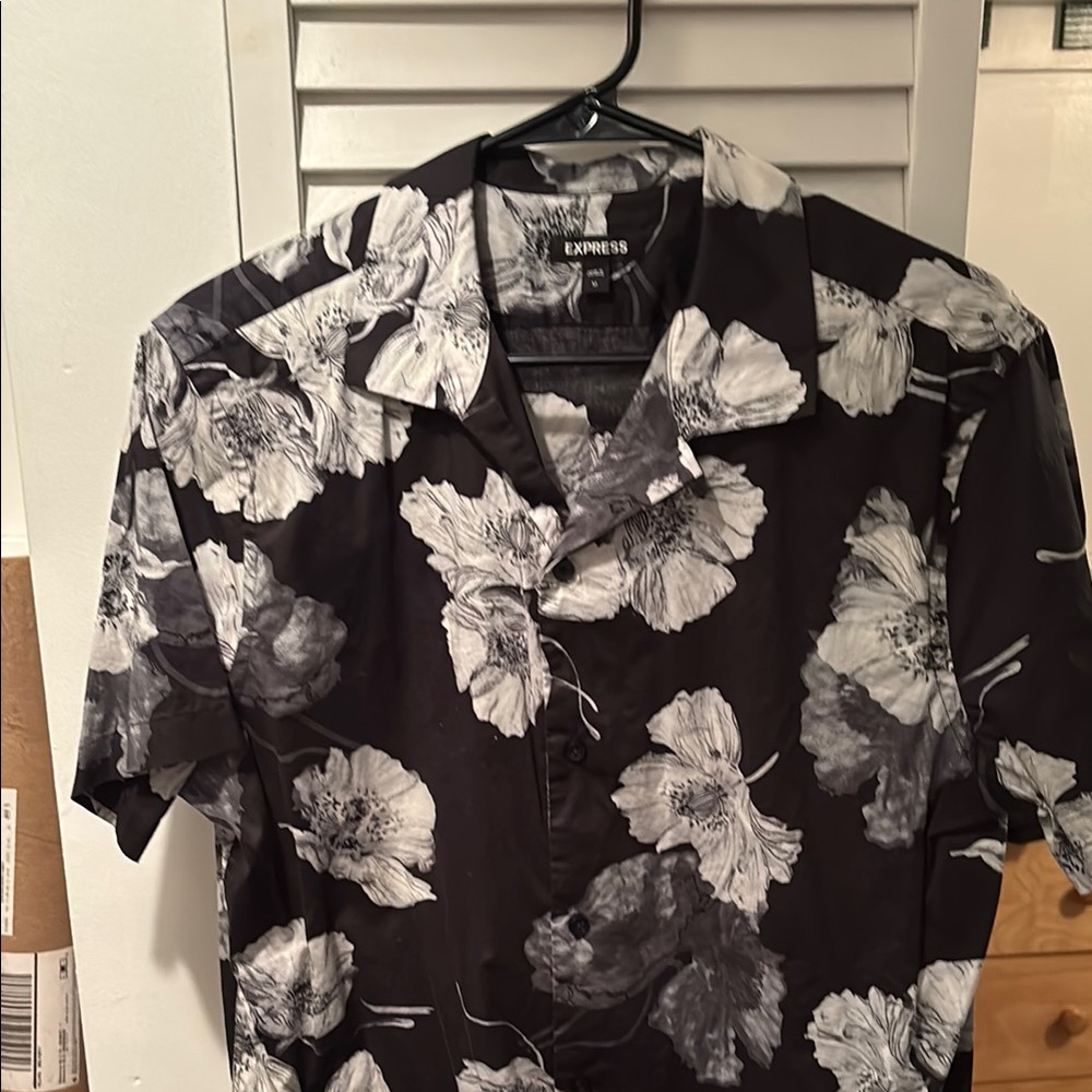 Express Black and White Casual Button Down Shirt